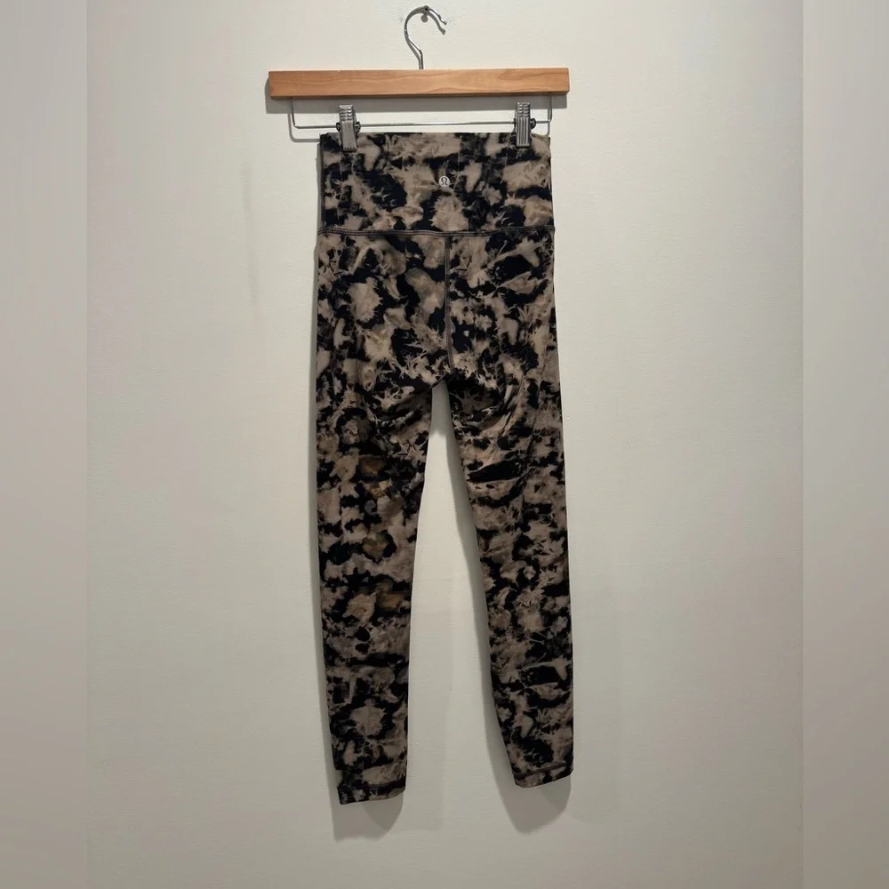 Lululemon Wunder Train High Rise Tight 25